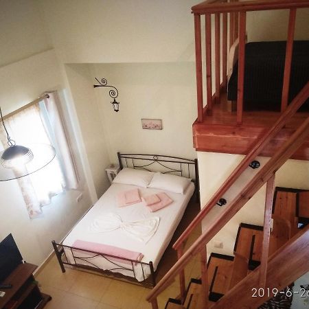 Deili Studio Loft Kalamata Exterior photo
